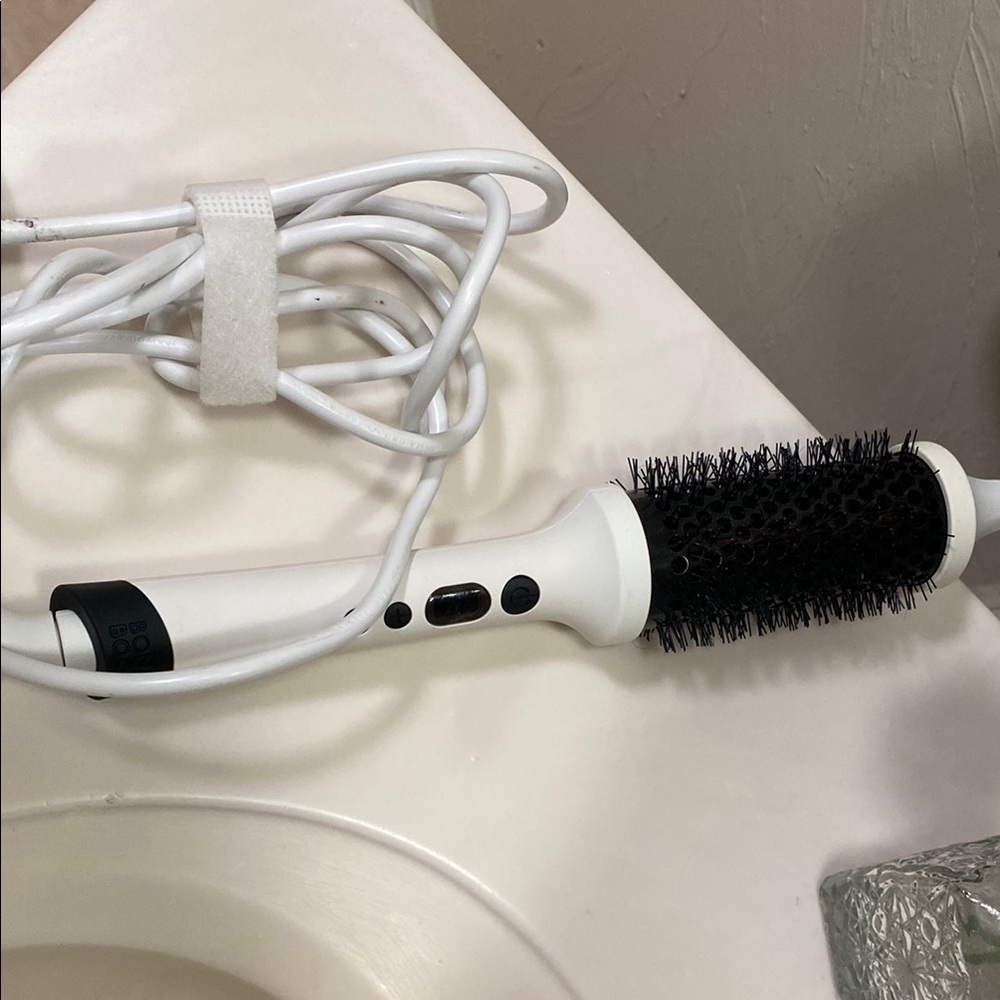 White Electric Hair Brush
